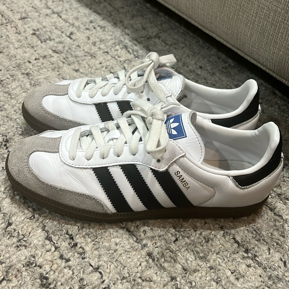 Adidas samba women’s 8 men’s 7